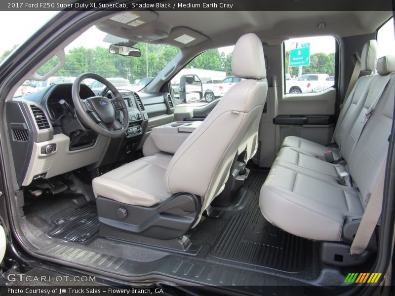  2017 F250 Super Duty XL SuperCab Medium Earth Gray Interior
