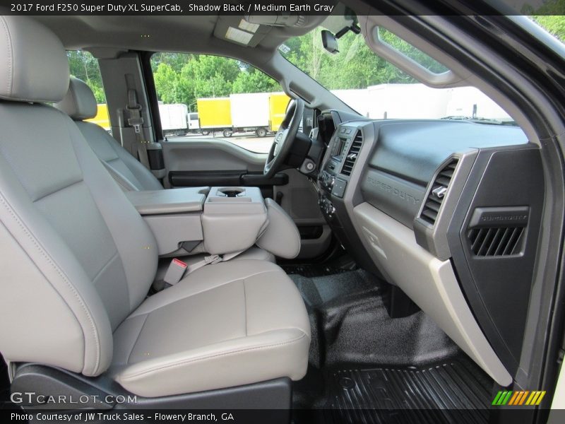 Front Seat of 2017 F250 Super Duty XL SuperCab