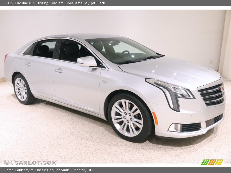 Radiant Silver Metallic / Jet Black 2019 Cadillac XTS Luxury