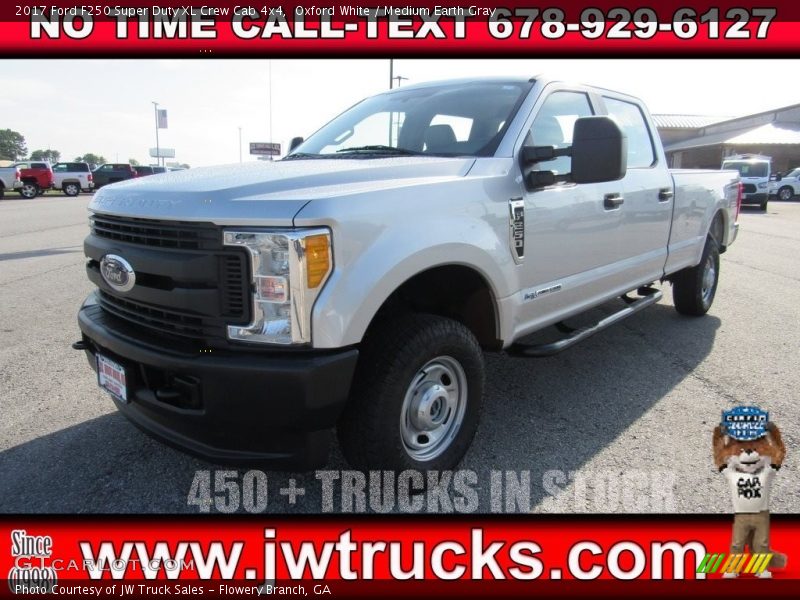 Oxford White / Medium Earth Gray 2017 Ford F250 Super Duty XL Crew Cab 4x4