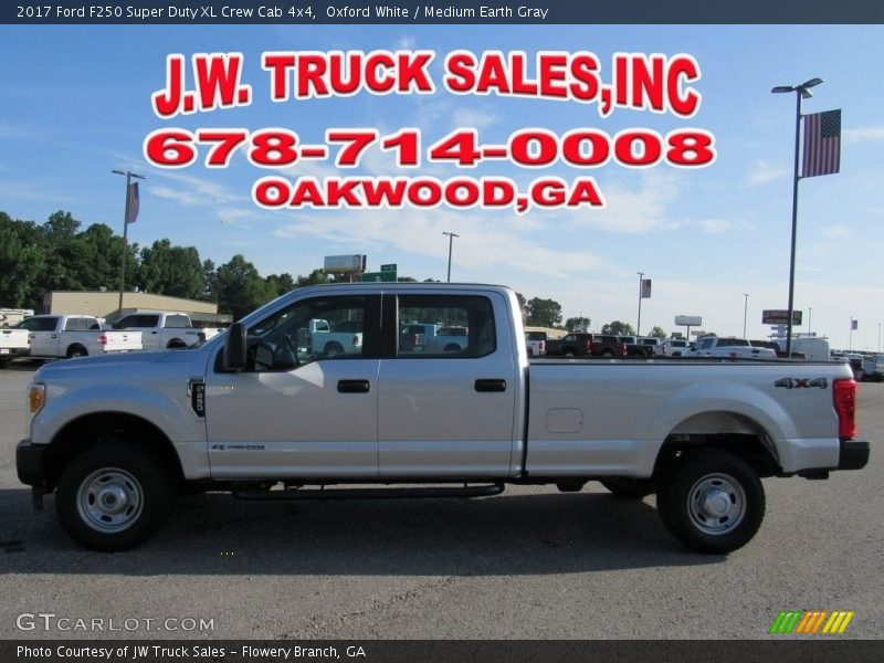 Oxford White / Medium Earth Gray 2017 Ford F250 Super Duty XL Crew Cab 4x4