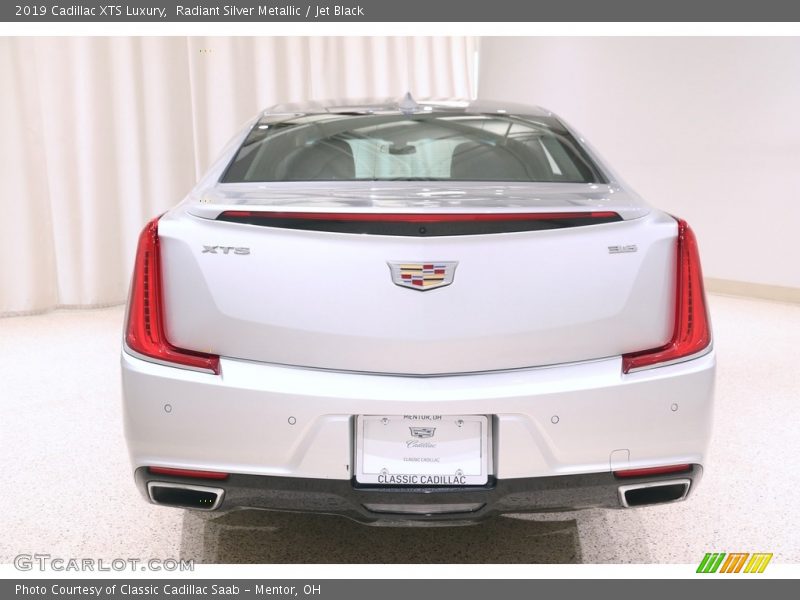 Radiant Silver Metallic / Jet Black 2019 Cadillac XTS Luxury
