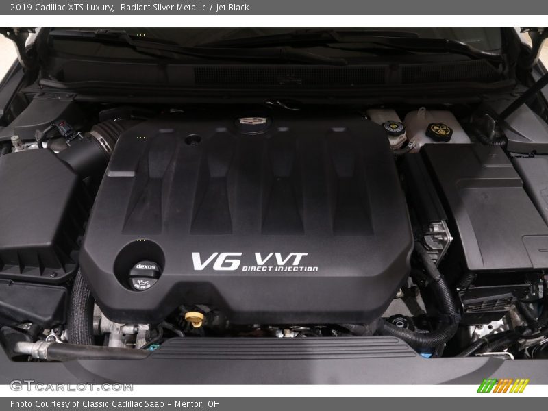 Radiant Silver Metallic / Jet Black 2019 Cadillac XTS Luxury