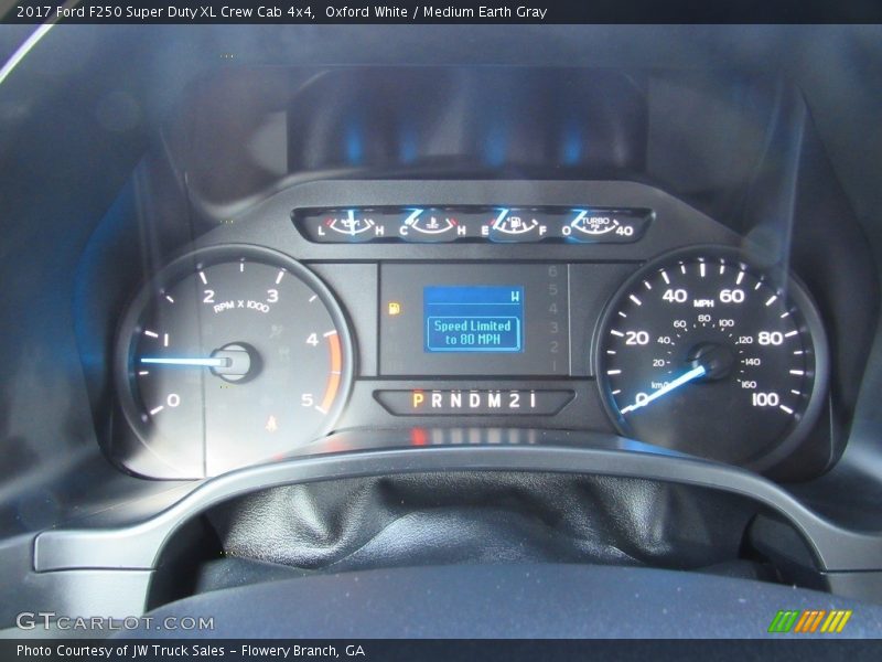 Oxford White / Medium Earth Gray 2017 Ford F250 Super Duty XL Crew Cab 4x4