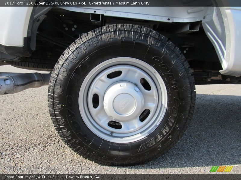 Oxford White / Medium Earth Gray 2017 Ford F250 Super Duty XL Crew Cab 4x4