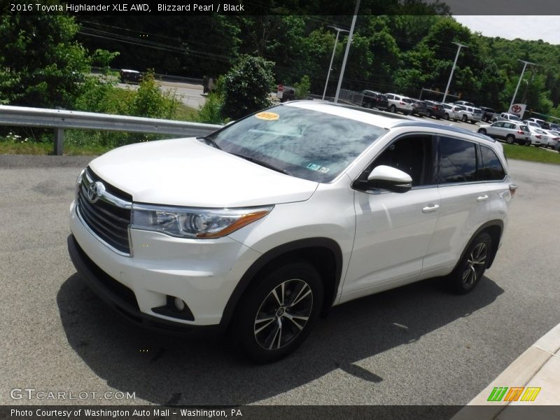 Blizzard Pearl / Black 2016 Toyota Highlander XLE AWD