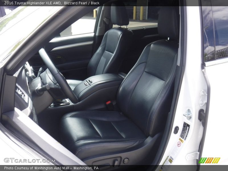 Blizzard Pearl / Black 2016 Toyota Highlander XLE AWD