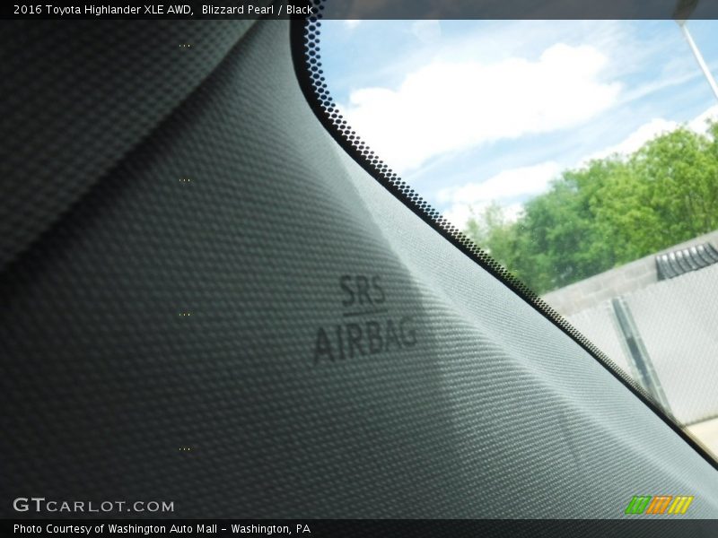 Blizzard Pearl / Black 2016 Toyota Highlander XLE AWD