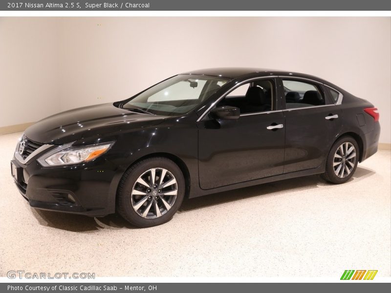Super Black / Charcoal 2017 Nissan Altima 2.5 S