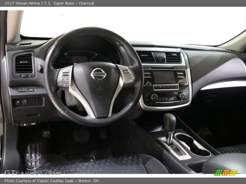 Super Black / Charcoal 2017 Nissan Altima 2.5 S