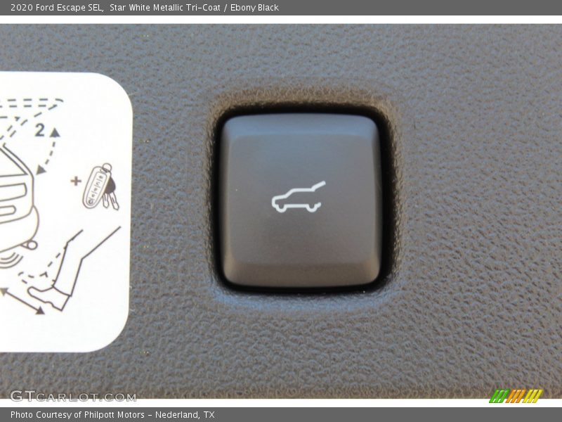 Star White Metallic Tri-Coat / Ebony Black 2020 Ford Escape SEL