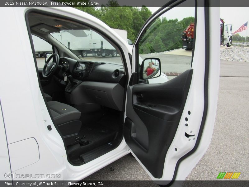 Fresh Powder White / Gray 2019 Nissan NV200 SV