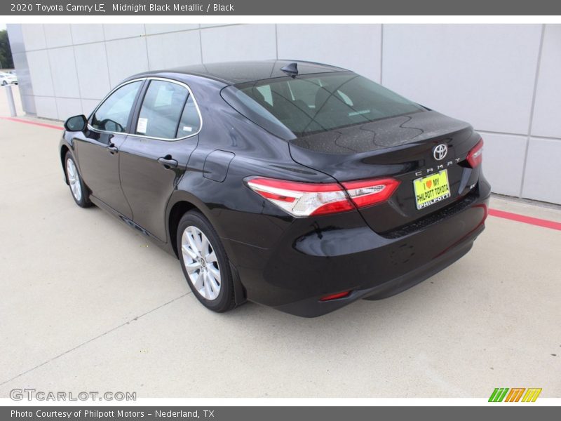 Midnight Black Metallic / Black 2020 Toyota Camry LE