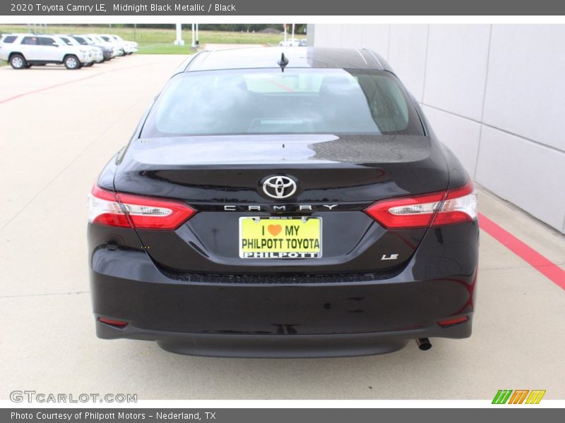 Midnight Black Metallic / Black 2020 Toyota Camry LE