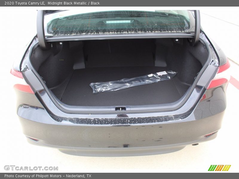Midnight Black Metallic / Black 2020 Toyota Camry LE