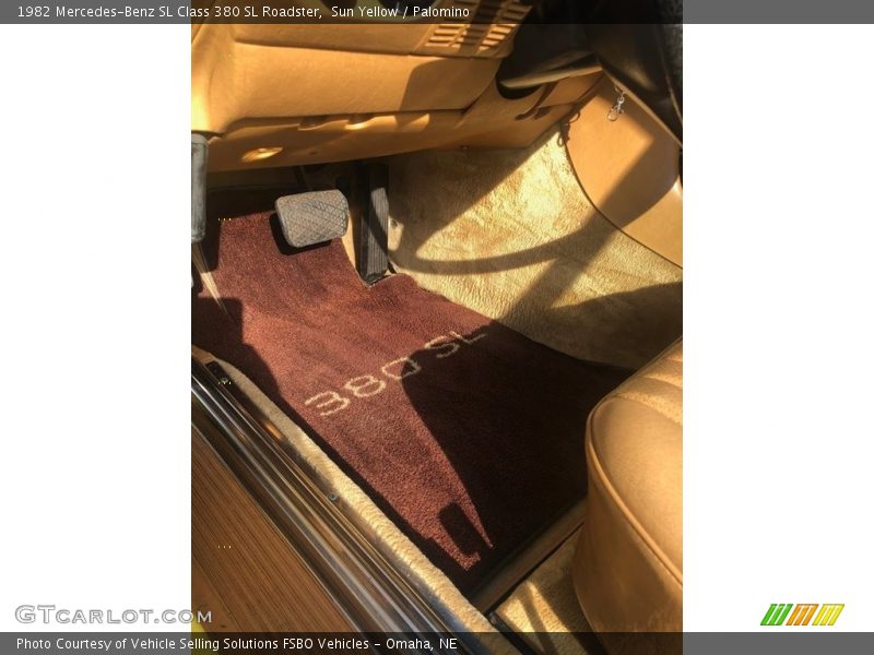 Sun Yellow / Palomino 1982 Mercedes-Benz SL Class 380 SL Roadster
