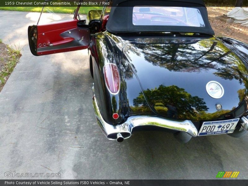 Tuxedo Black / Red 1959 Chevrolet Corvette Convertible