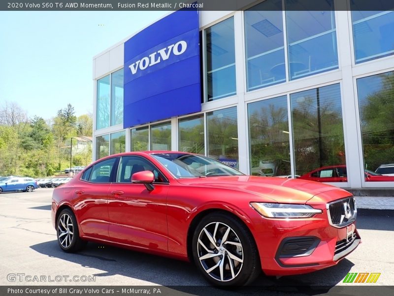 Front 3/4 View of 2020 S60 T6 AWD Momentum