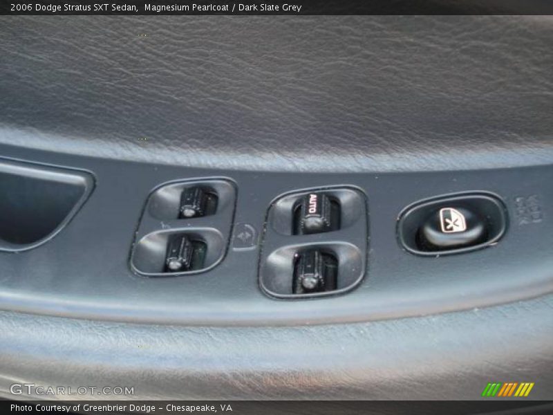 Magnesium Pearlcoat / Dark Slate Grey 2006 Dodge Stratus SXT Sedan