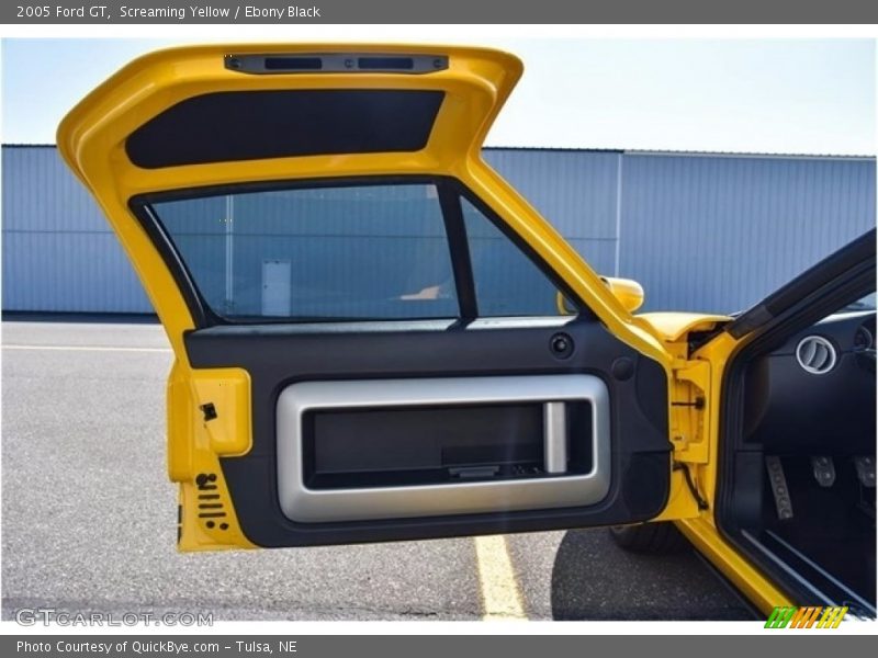 Door Panel of 2005 GT 