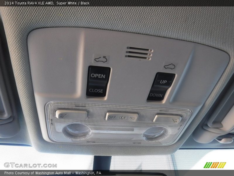 Super White / Black 2014 Toyota RAV4 XLE AWD