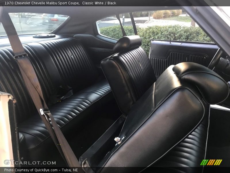 Classic White / Black 1970 Chevrolet Chevelle Malibu Sport Coupe