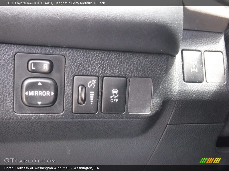 Magnetic Gray Metallic / Black 2013 Toyota RAV4 XLE AWD