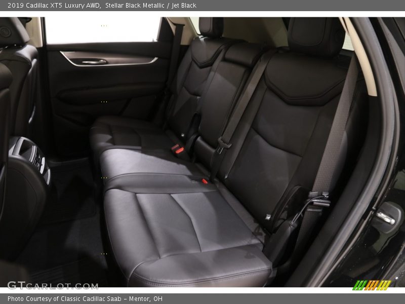 Stellar Black Metallic / Jet Black 2019 Cadillac XT5 Luxury AWD