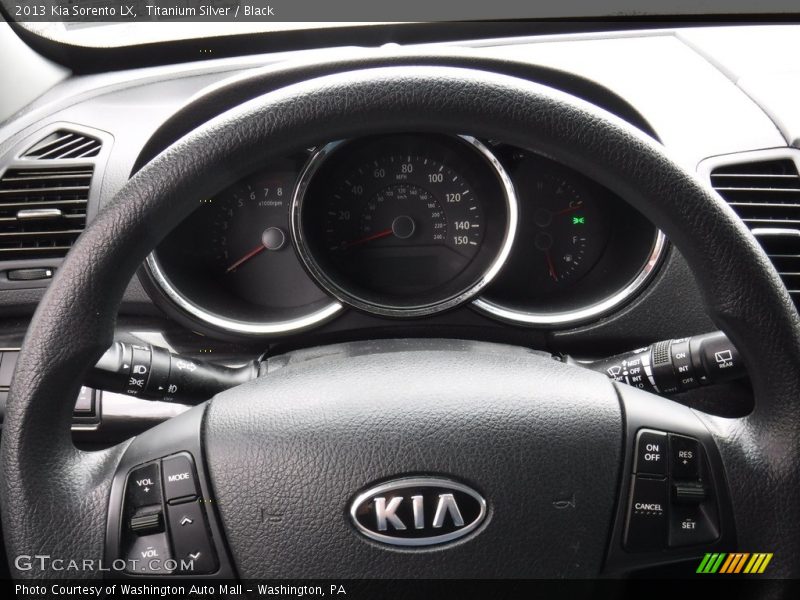 Titanium Silver / Black 2013 Kia Sorento LX