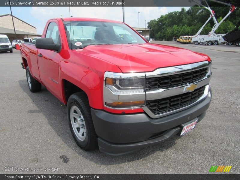 Front 3/4 View of 2016 Silverado 1500 WT Regular Cab