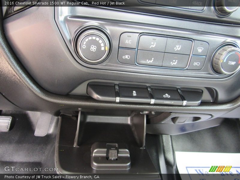 Controls of 2016 Silverado 1500 WT Regular Cab