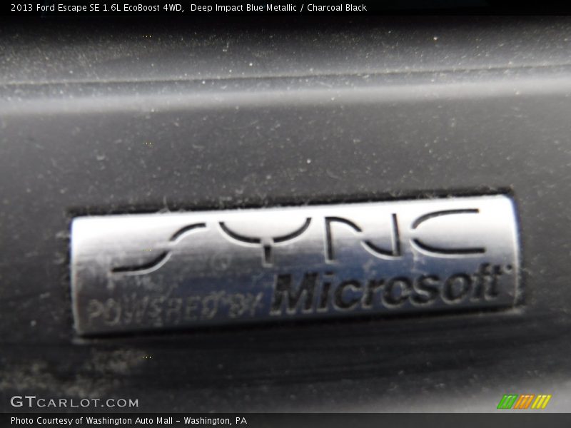 Deep Impact Blue Metallic / Charcoal Black 2013 Ford Escape SE 1.6L EcoBoost 4WD