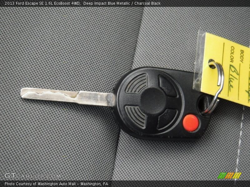 Deep Impact Blue Metallic / Charcoal Black 2013 Ford Escape SE 1.6L EcoBoost 4WD