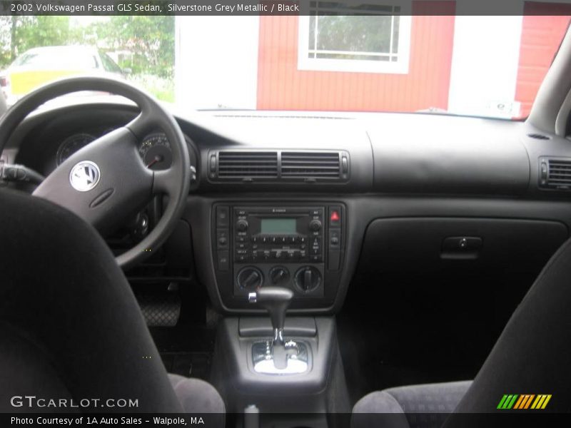 Silverstone Grey Metallic / Black 2002 Volkswagen Passat GLS Sedan