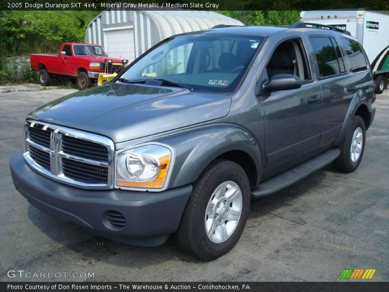 Mineral Gray Metallic / Medium Slate Gray 2005 Dodge Durango SXT 4x4