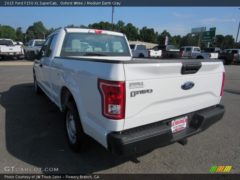 Oxford White / Medium Earth Gray 2015 Ford F150 XL SuperCab