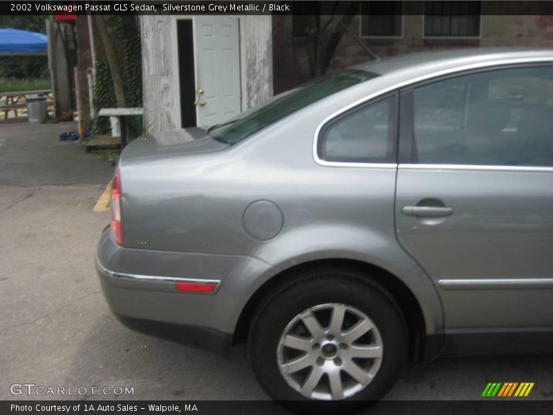 Silverstone Grey Metallic / Black 2002 Volkswagen Passat GLS Sedan