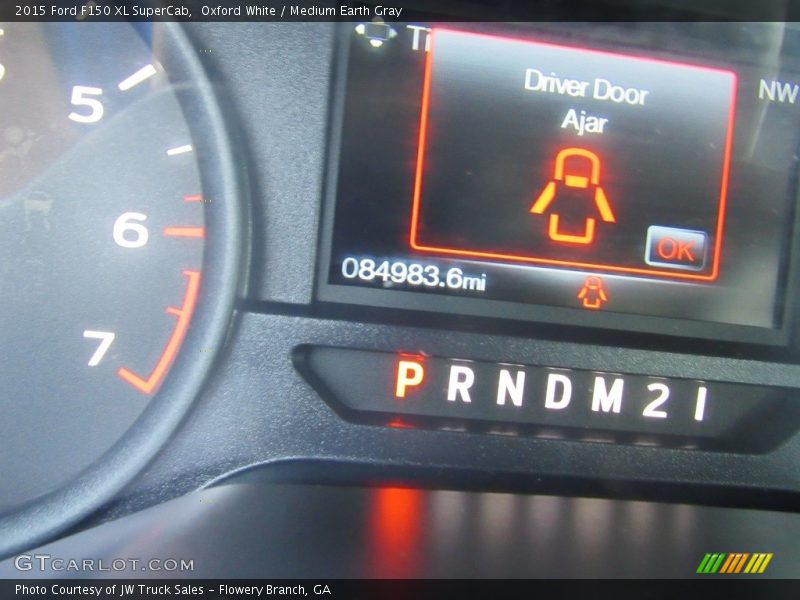 Oxford White / Medium Earth Gray 2015 Ford F150 XL SuperCab