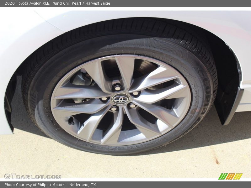 Wind Chill Pearl / Harvest Beige 2020 Toyota Avalon XLE