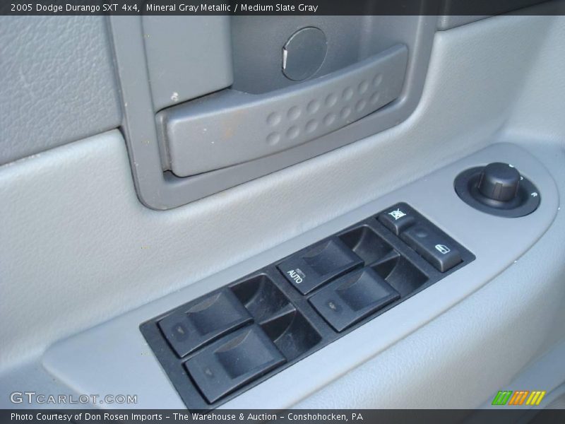 Mineral Gray Metallic / Medium Slate Gray 2005 Dodge Durango SXT 4x4
