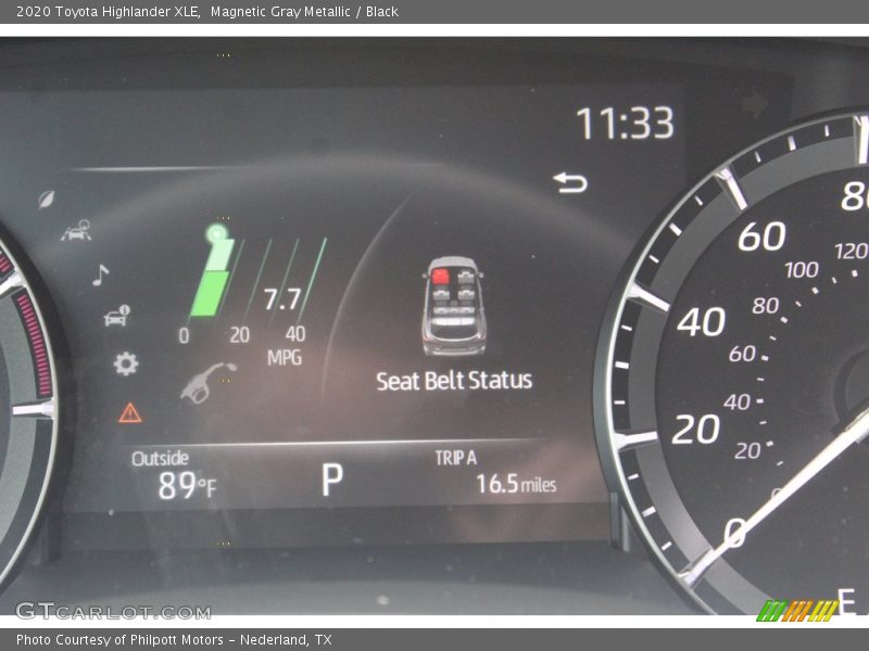 Magnetic Gray Metallic / Black 2020 Toyota Highlander XLE