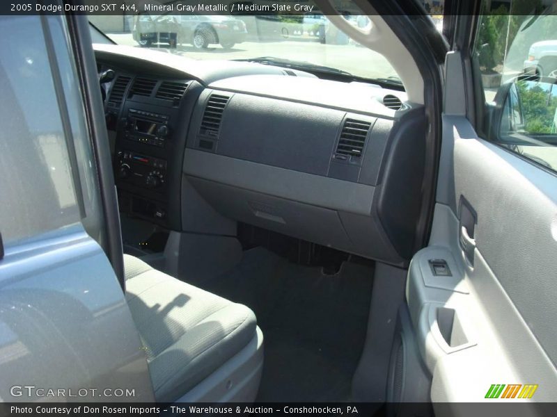 Mineral Gray Metallic / Medium Slate Gray 2005 Dodge Durango SXT 4x4