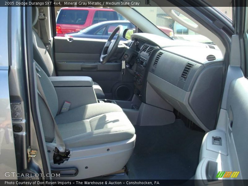 Mineral Gray Metallic / Medium Slate Gray 2005 Dodge Durango SXT 4x4