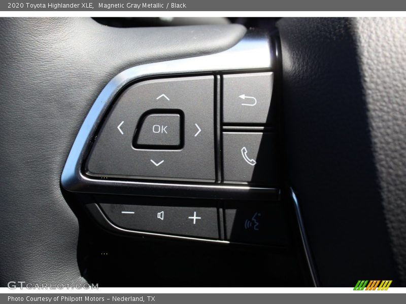 Magnetic Gray Metallic / Black 2020 Toyota Highlander XLE