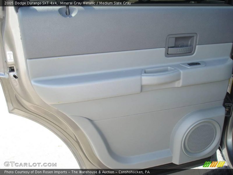 Mineral Gray Metallic / Medium Slate Gray 2005 Dodge Durango SXT 4x4