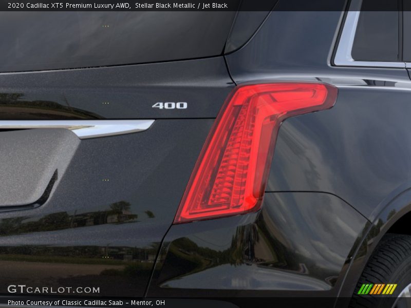Stellar Black Metallic / Jet Black 2020 Cadillac XT5 Premium Luxury AWD