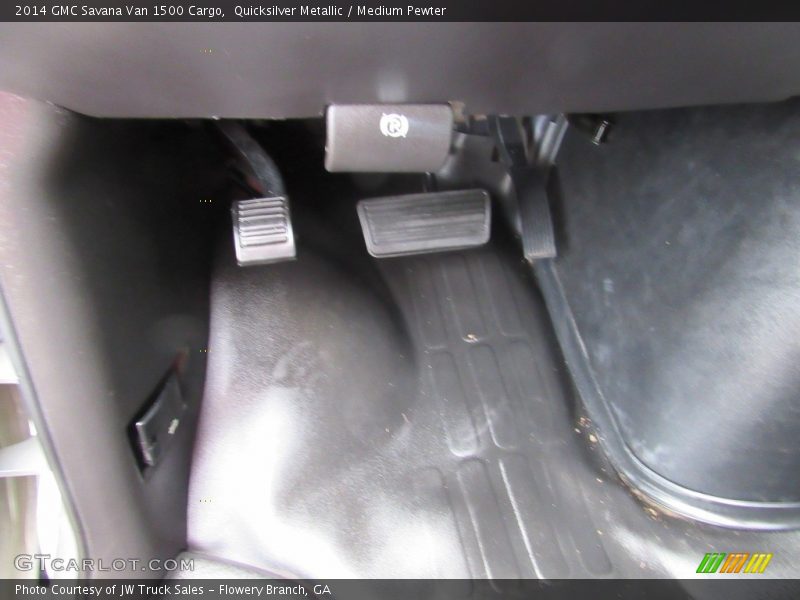 Quicksilver Metallic / Medium Pewter 2014 GMC Savana Van 1500 Cargo