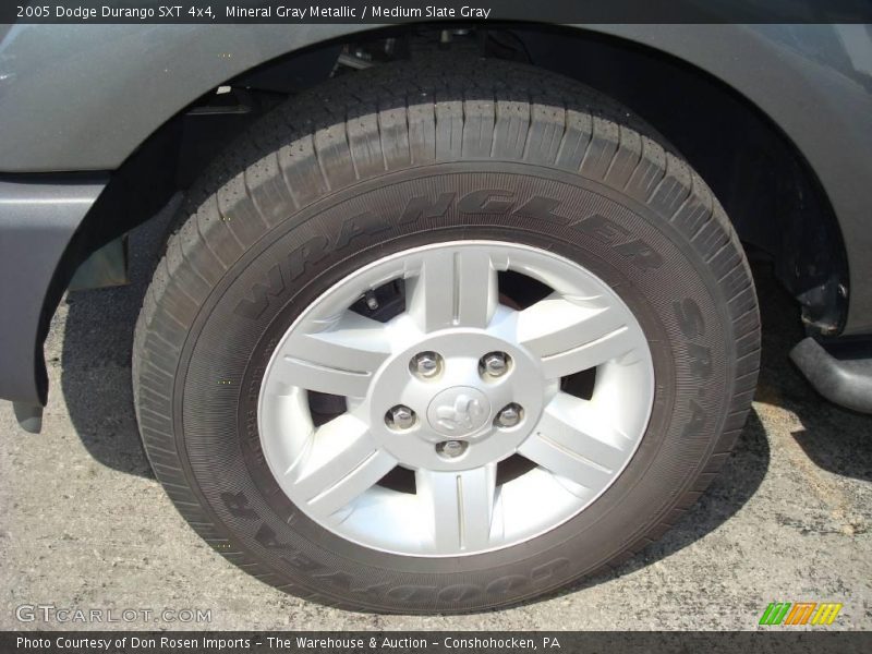 Mineral Gray Metallic / Medium Slate Gray 2005 Dodge Durango SXT 4x4