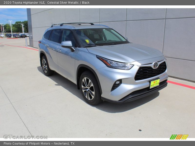 Celestial Silver Metallic / Black 2020 Toyota Highlander XLE