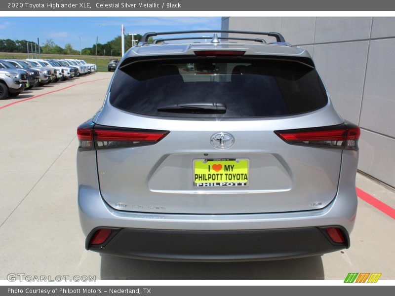 Celestial Silver Metallic / Black 2020 Toyota Highlander XLE